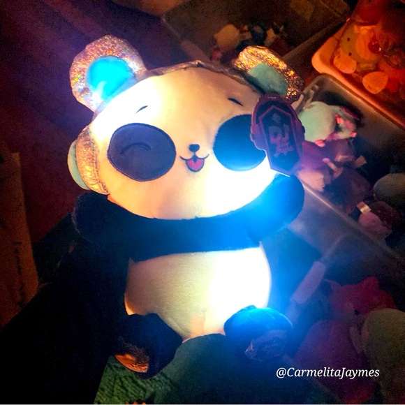 FAO SCHWARZ 🐼 Musical Light Up Glow Panda Plush NWT - Picture 3 of 4